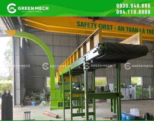 Máy băm gỗ GREEN MECH giúp băm dăm gỗ hiệu quả