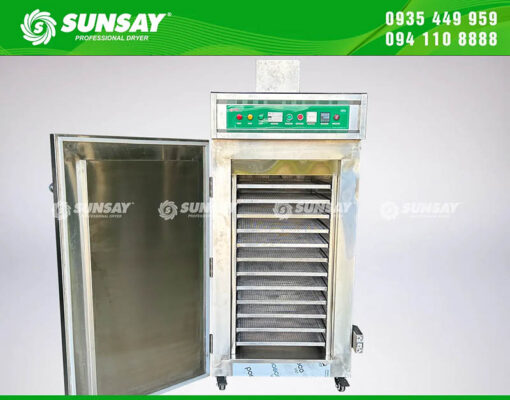 Quạt tảng nhiệt trên thân máy được bọc cẩn thận