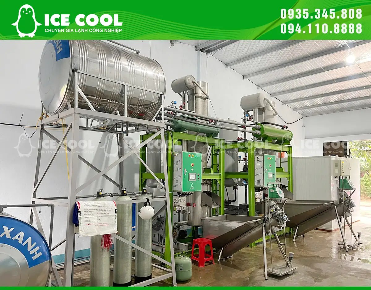 Máy tạo đá nhanh chóng và cho ra đá sạch, trong, tinh khiết