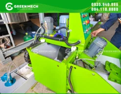 Máy có kết cấu chắc chắn với vật liệu chế tạo bền bỉ