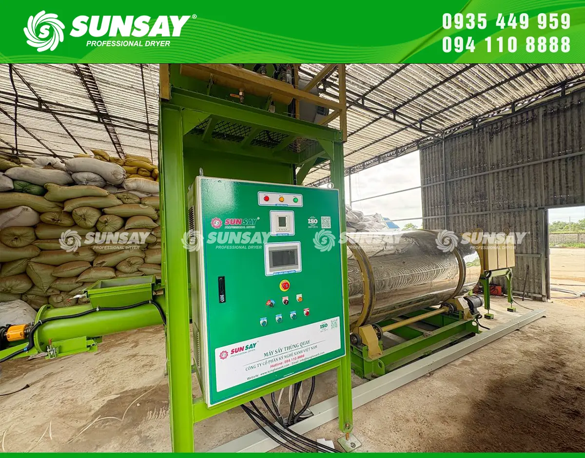 Máy sấy thùng quay với tủ điện điều khiển dễ sử dụng